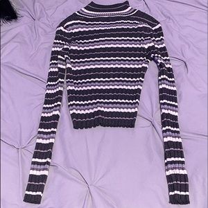 Pink Republic, Medium, dark gray, light gray, and white